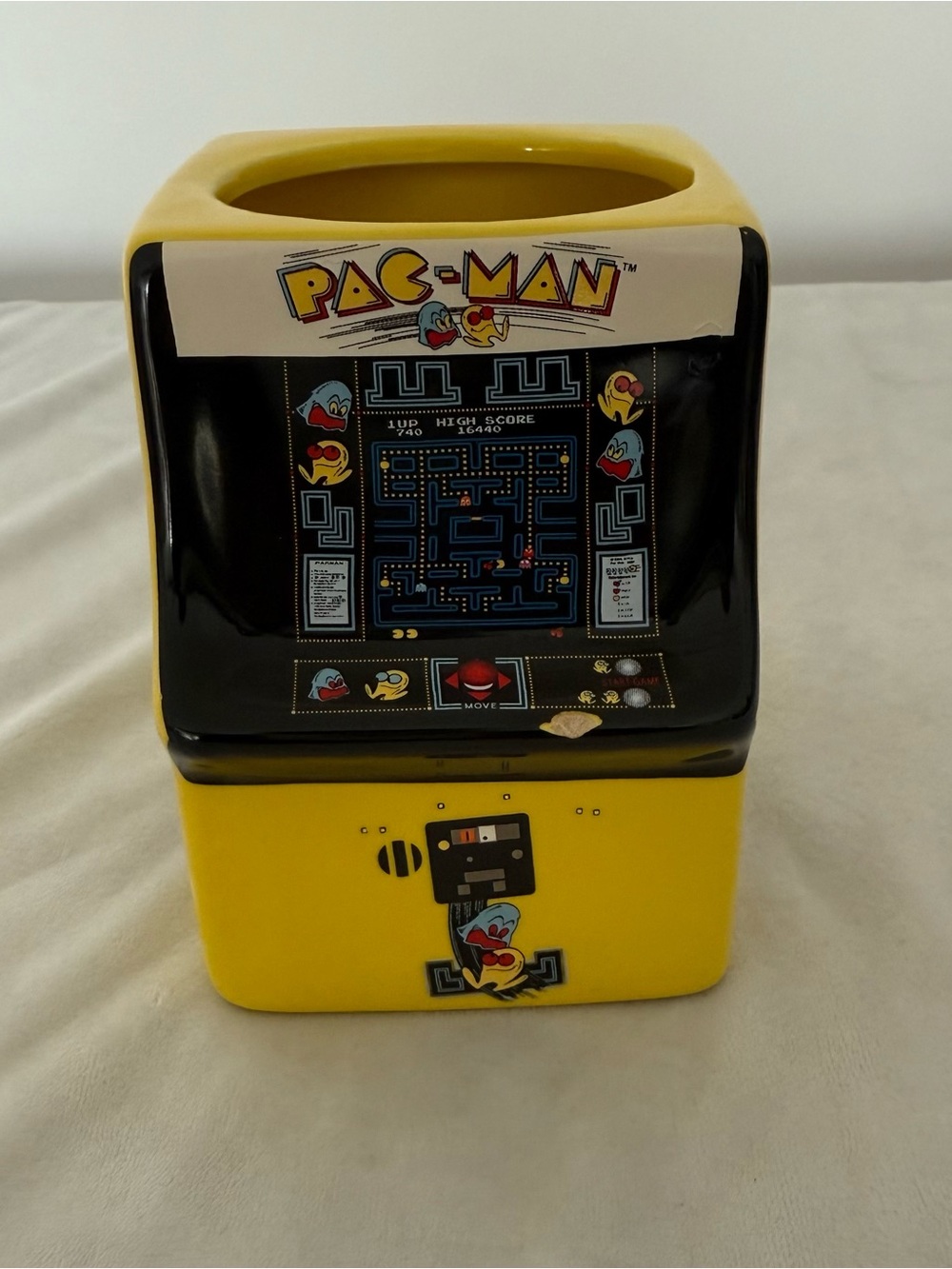 Pac-Man Yellow Ceramic Decorative Mug Holder